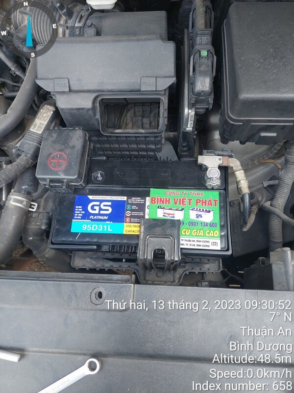 ac-quy-gs-95d31l-mf-12v80ah-2