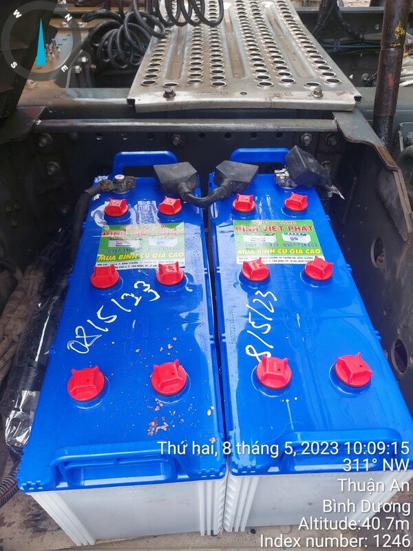 ac-quy-gs-n120-12v120ah-2